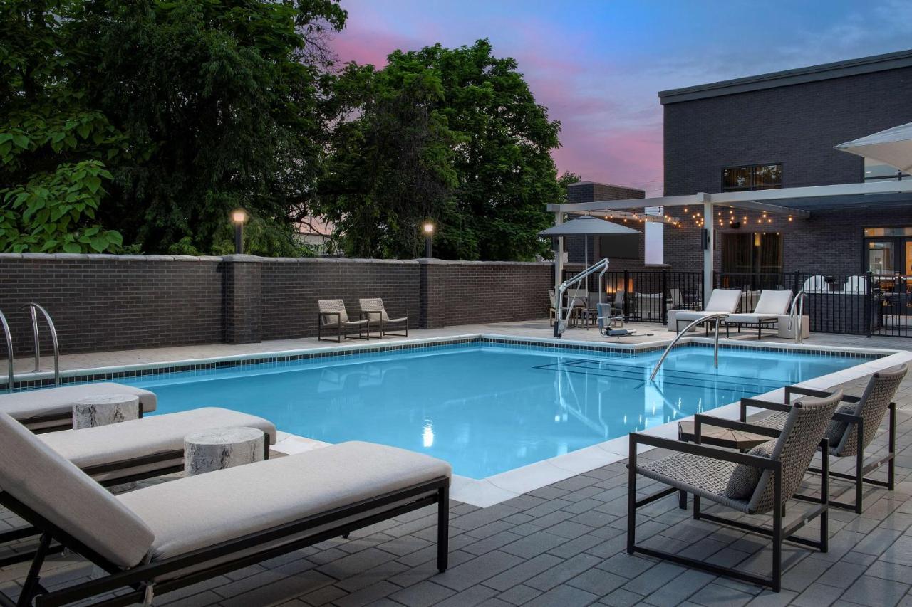 Homewood Suites By Hilton Louisville Airport מראה חיצוני תמונה