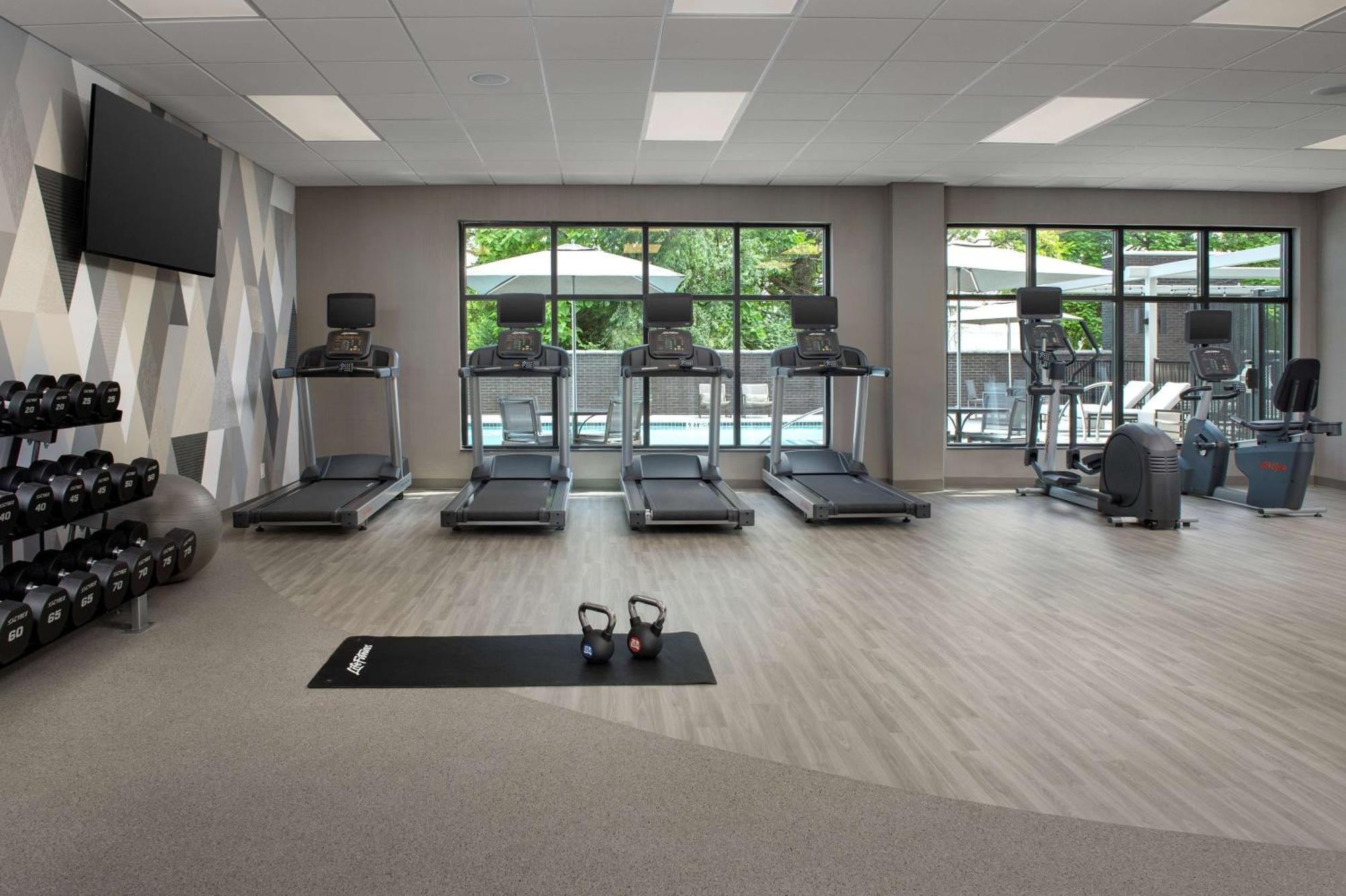 Homewood Suites By Hilton Louisville Airport מראה חיצוני תמונה