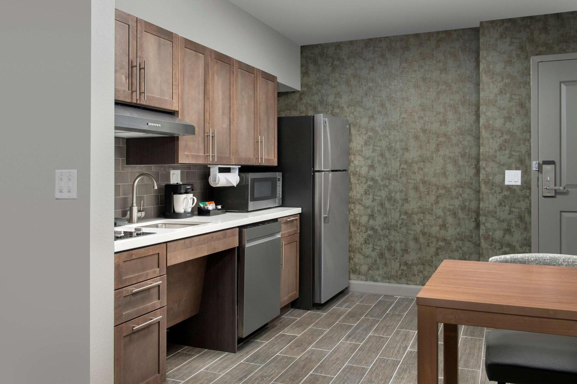 Homewood Suites By Hilton Louisville Airport מראה חיצוני תמונה